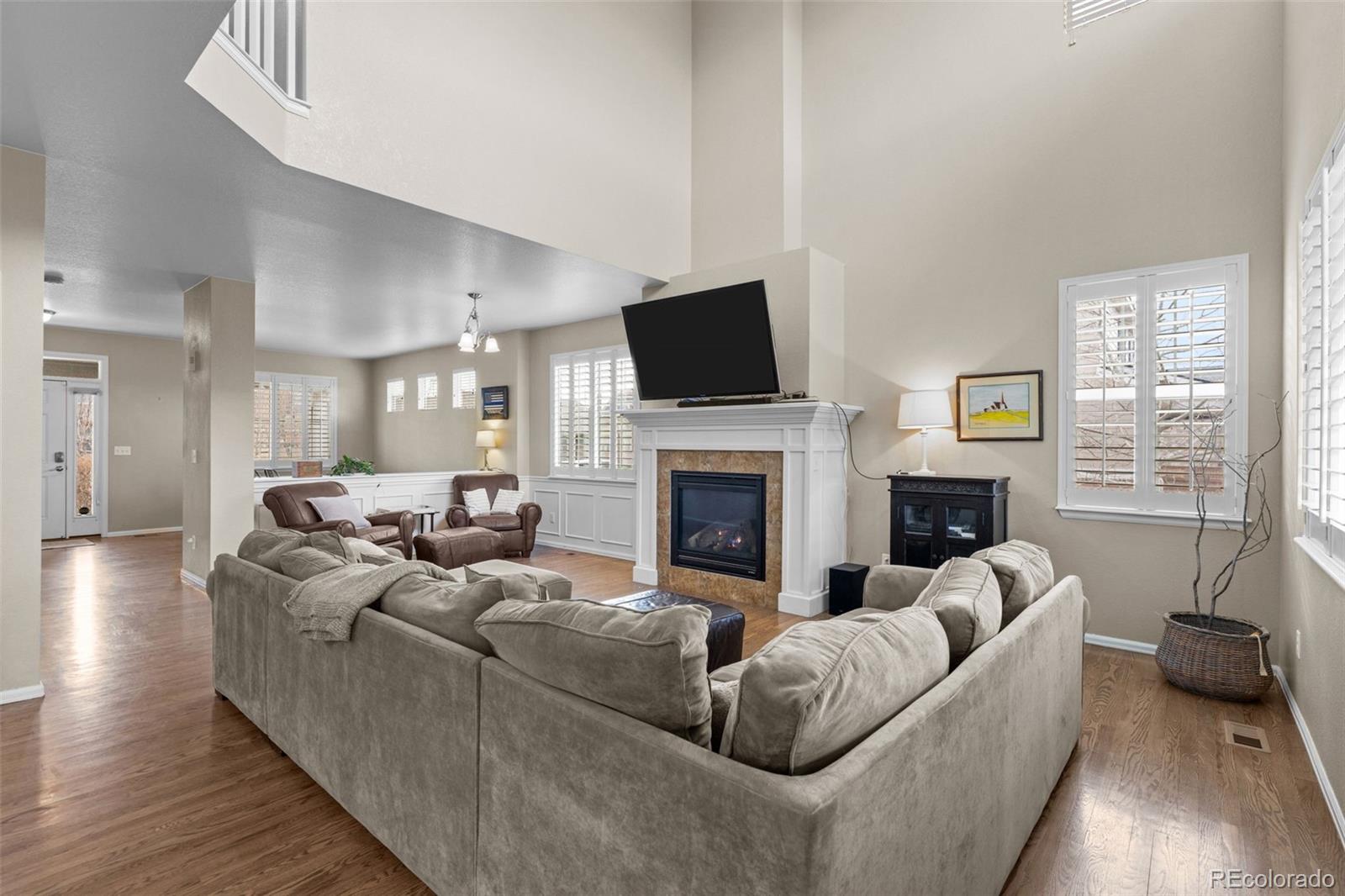 MLS Image #9 for 25183 e 2nd avenue,aurora, Colorado