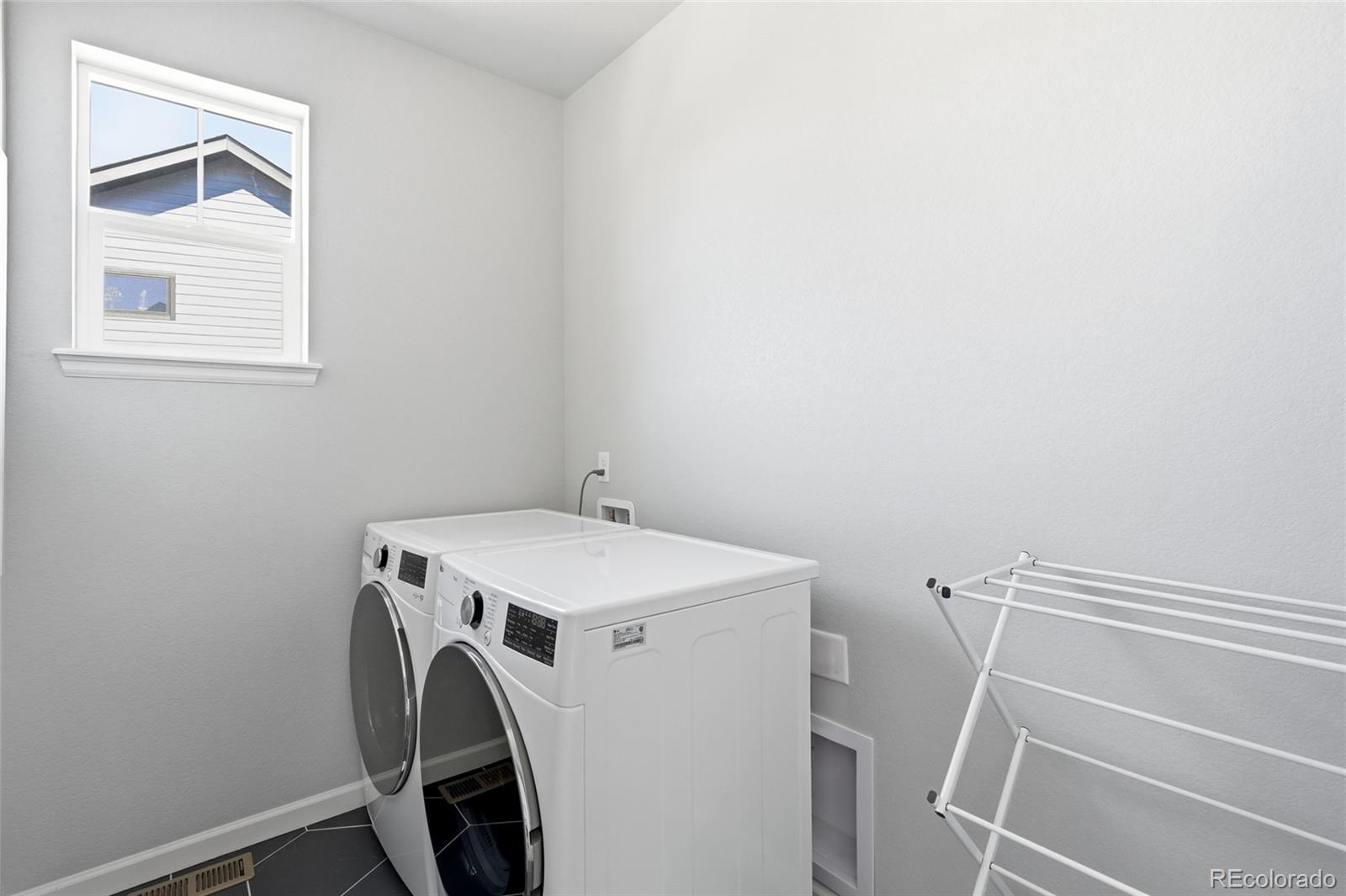 MLS Image #24 for 969  arapahoe circle,louisville, Colorado