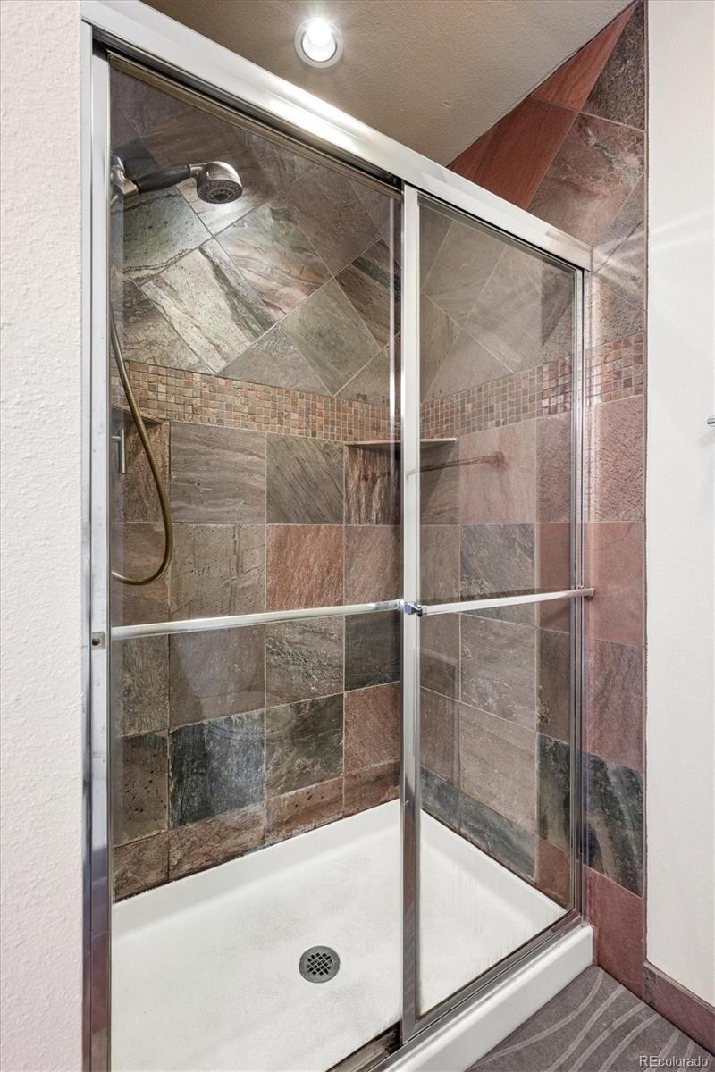 MLS Image #20 for 7175 s poplar way,centennial, Colorado