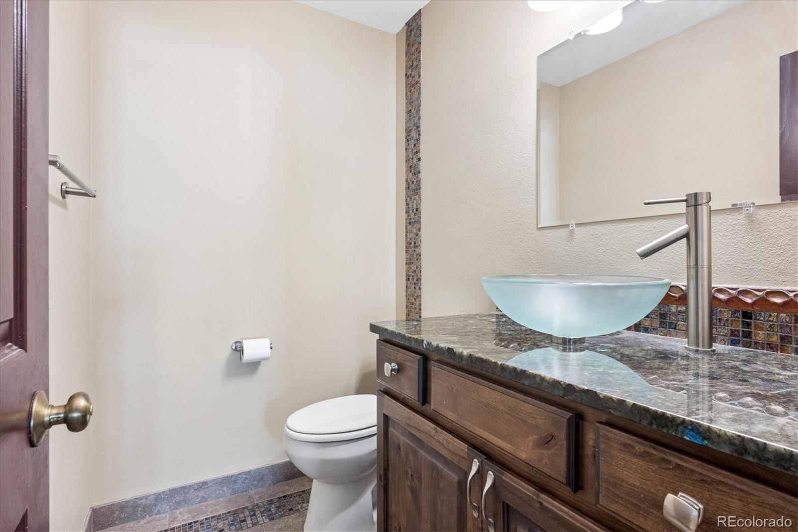 MLS Image #21 for 7175 s poplar way,centennial, Colorado
