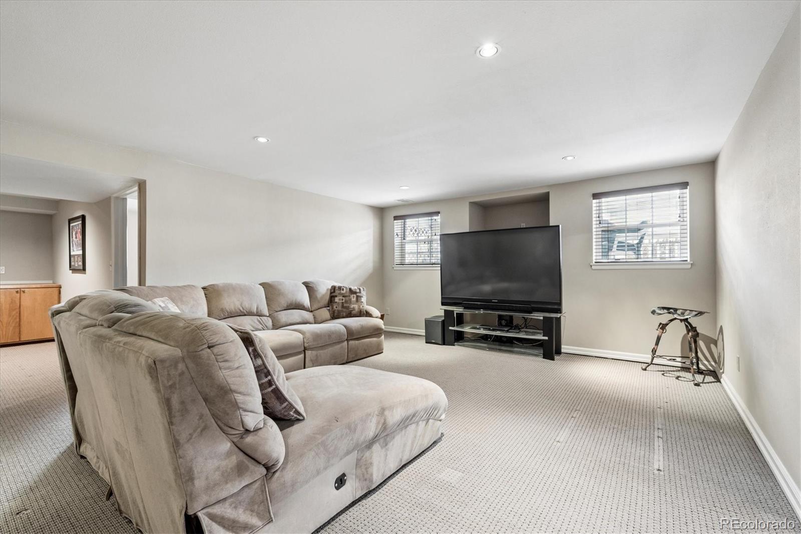 MLS Image #29 for 7175 s poplar way,centennial, Colorado