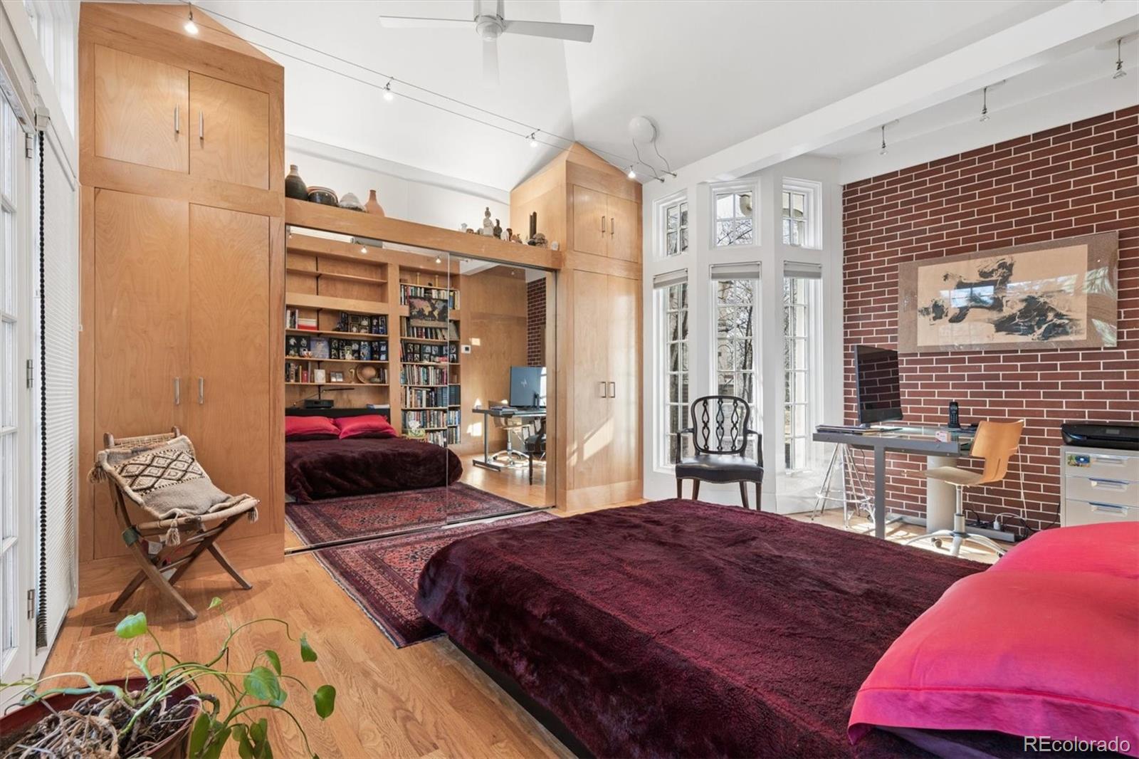MLS Image #10 for 920 s gilpin street,denver, Colorado