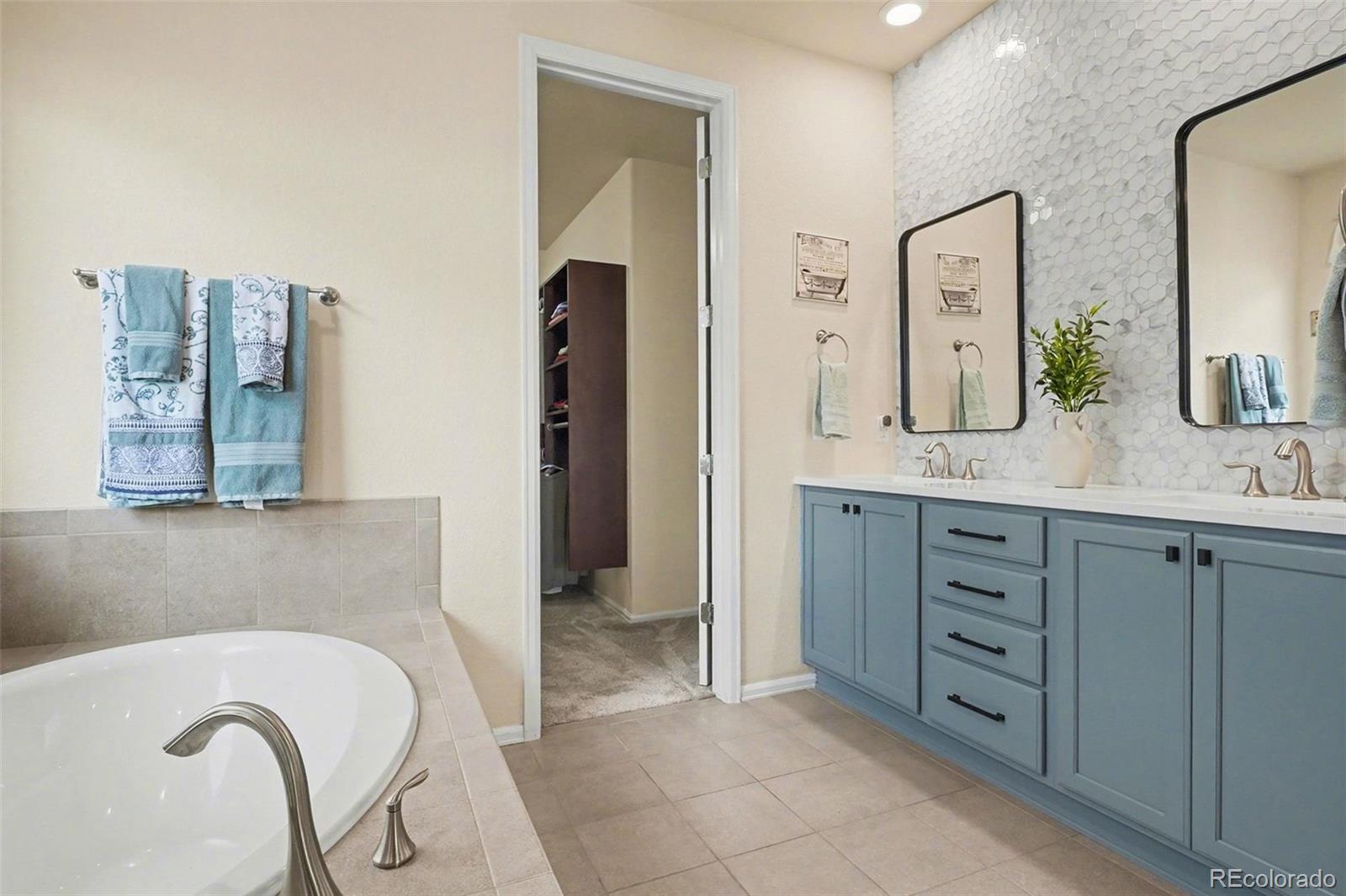 MLS Image #9 for 22861 e chenango drive,aurora, Colorado