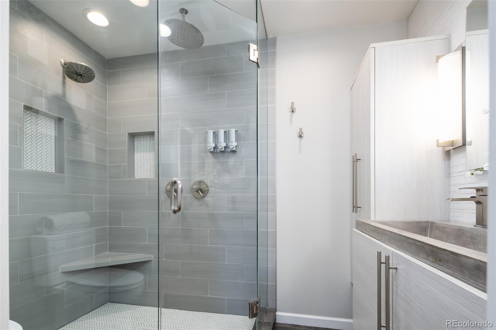 MLS Image #21 for 11702 w 21st place,lakewood, Colorado