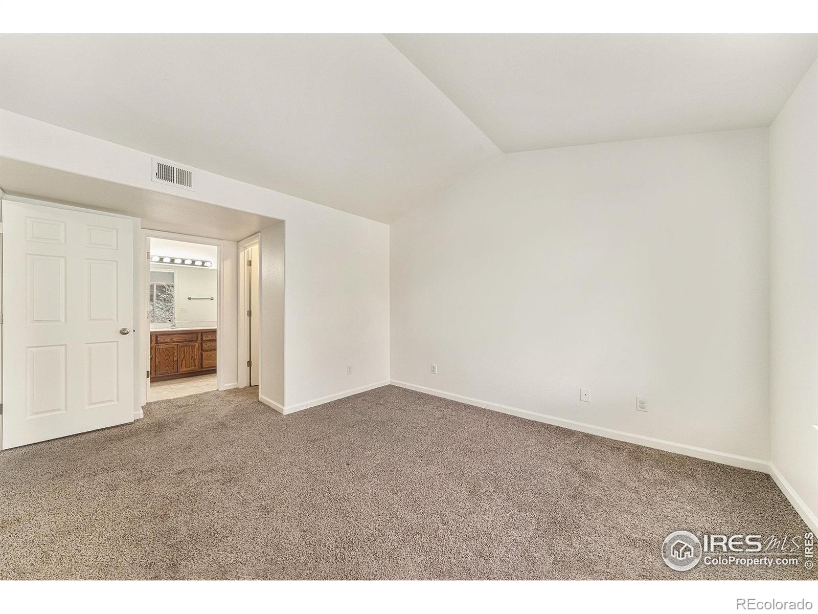 MLS Image #15 for 124  beacon way,windsor, Colorado