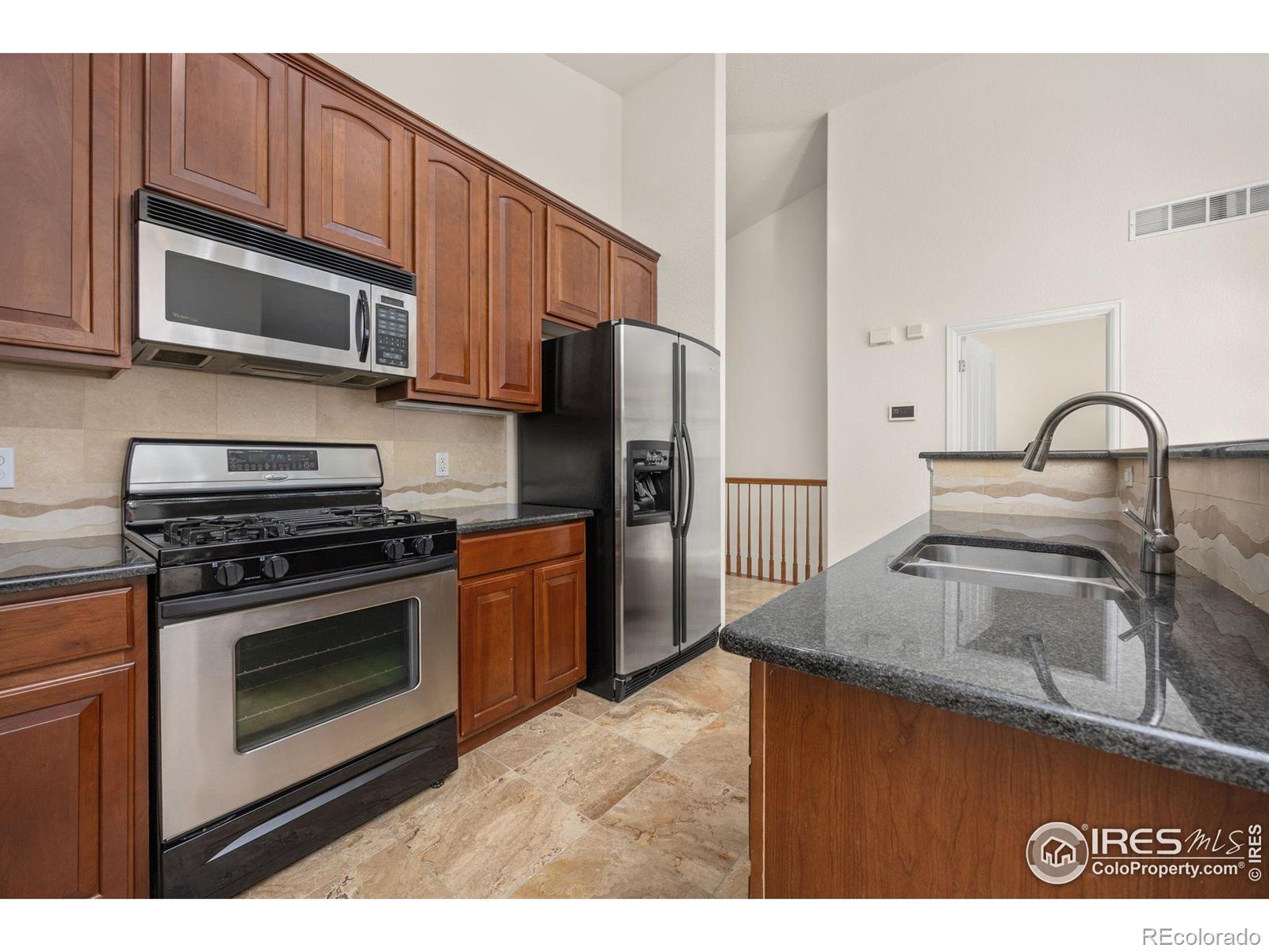 MLS Image #11 for 13380  red deer trail,broomfield, Colorado
