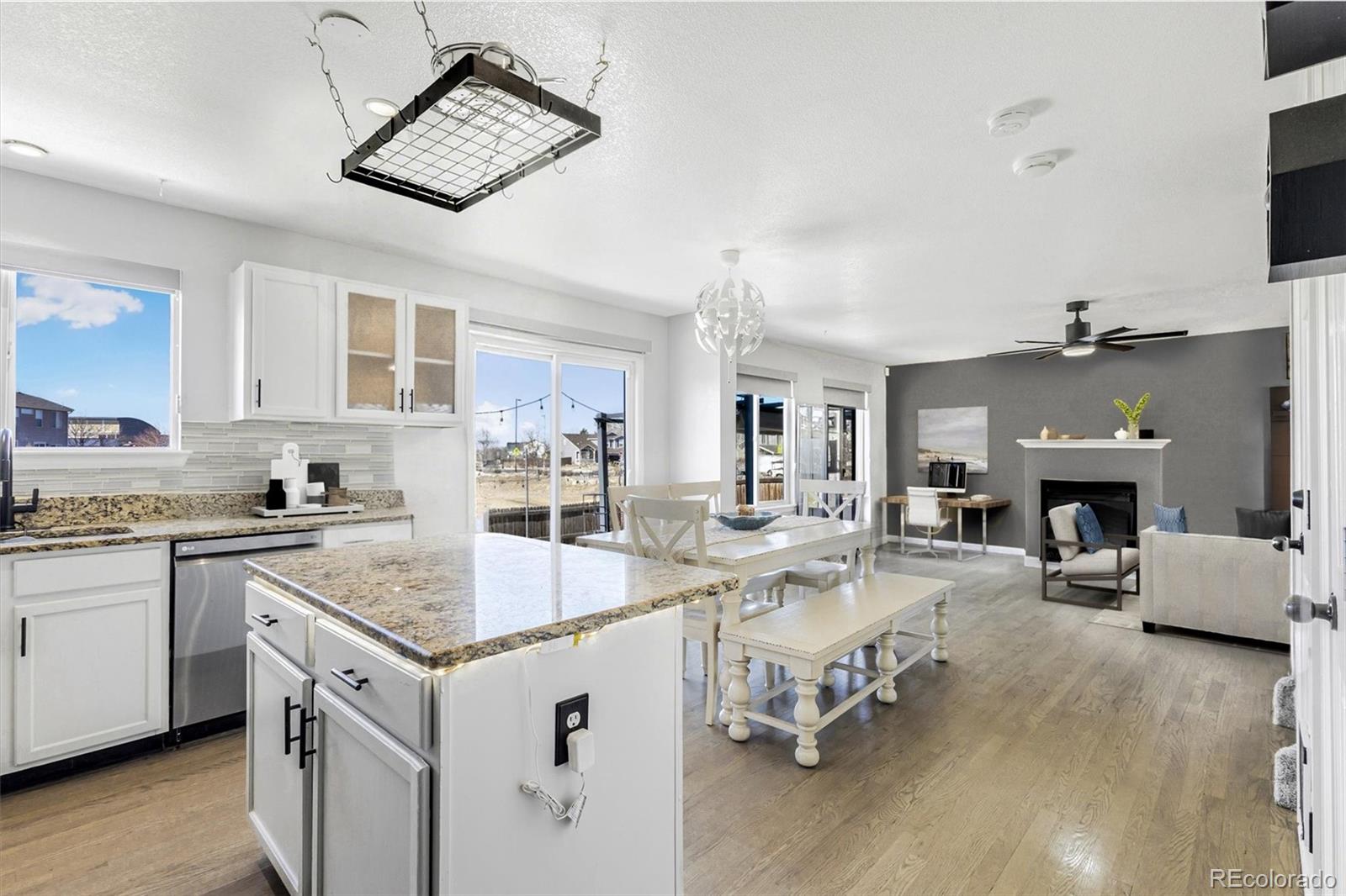 MLS Image #15 for 4887  duluth court,denver, Colorado