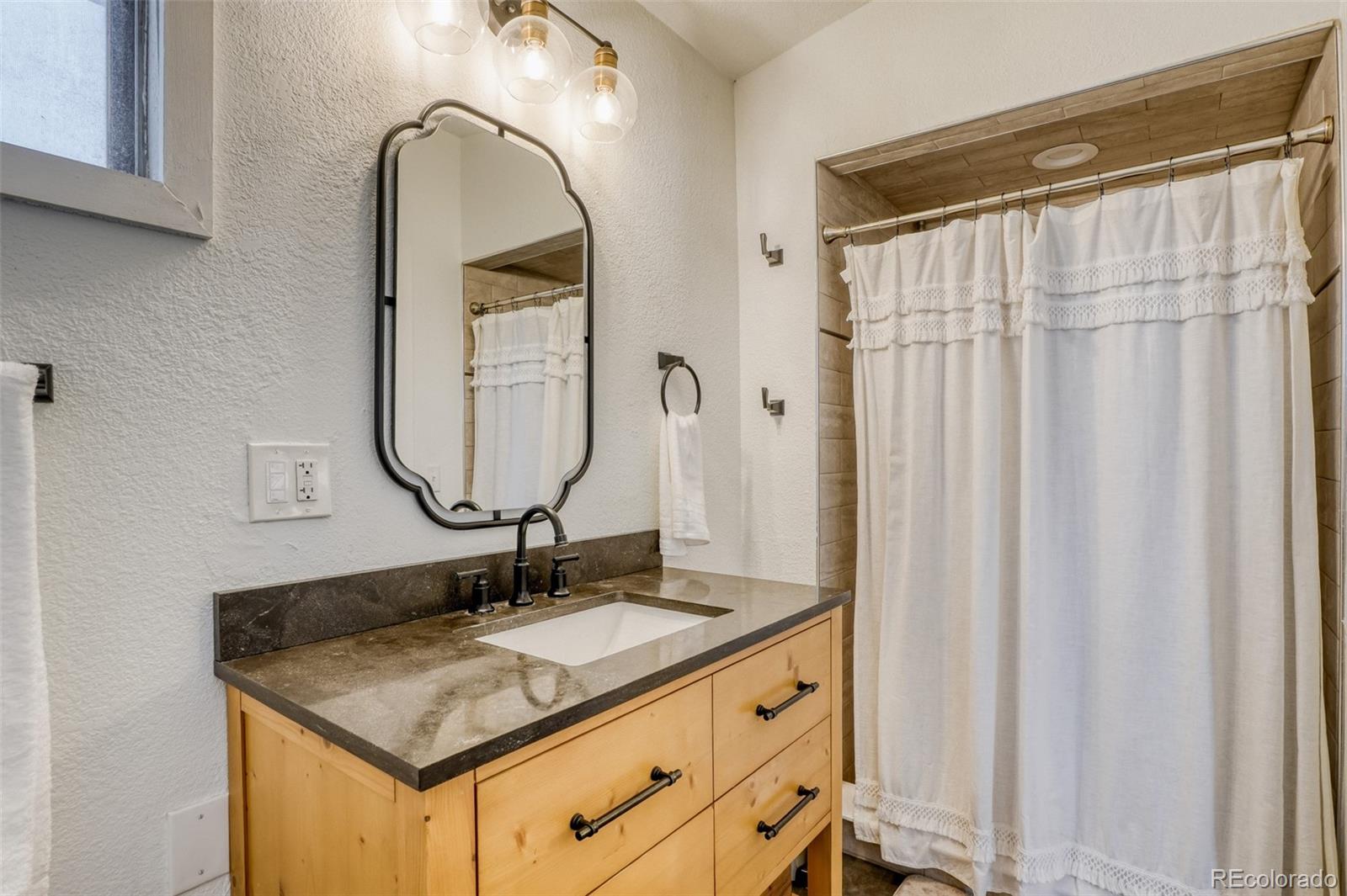 MLS Image #12 for 850  holland street,lakewood, Colorado