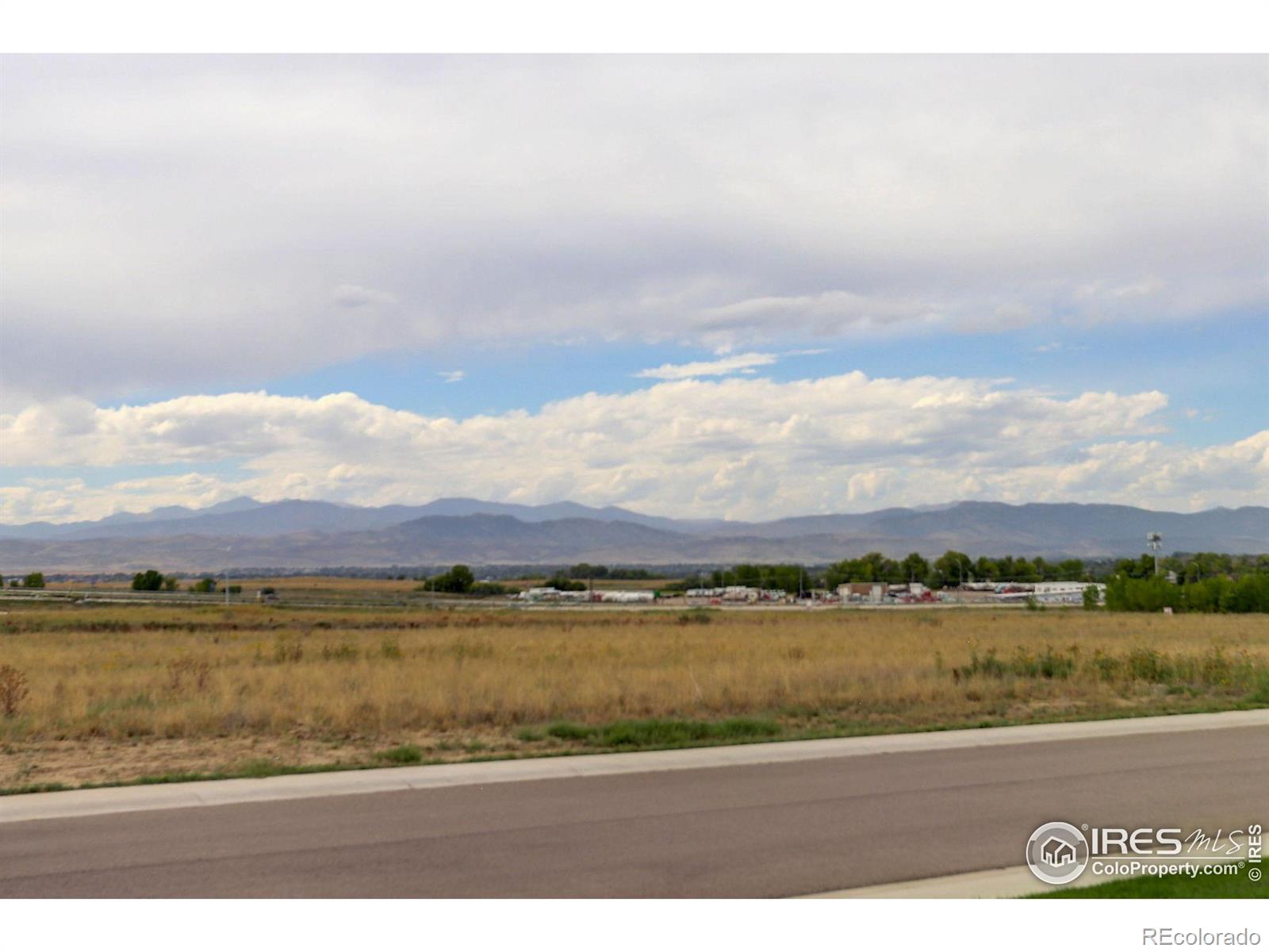 MLS Image #40 for 5483  shadow creek court,windsor, Colorado