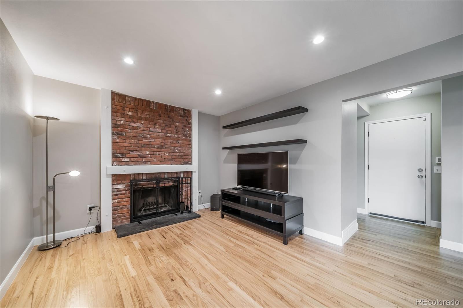 MLS Image #21 for 6398 s emporia circle,englewood, Colorado