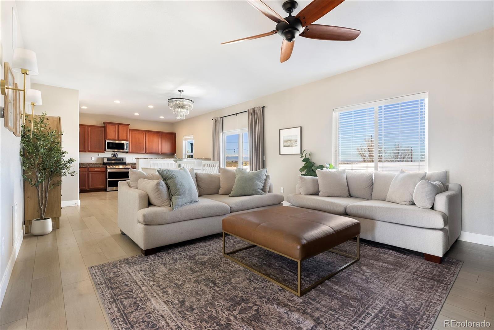 MLS Image #4 for 5707  west view circle,dacono, Colorado