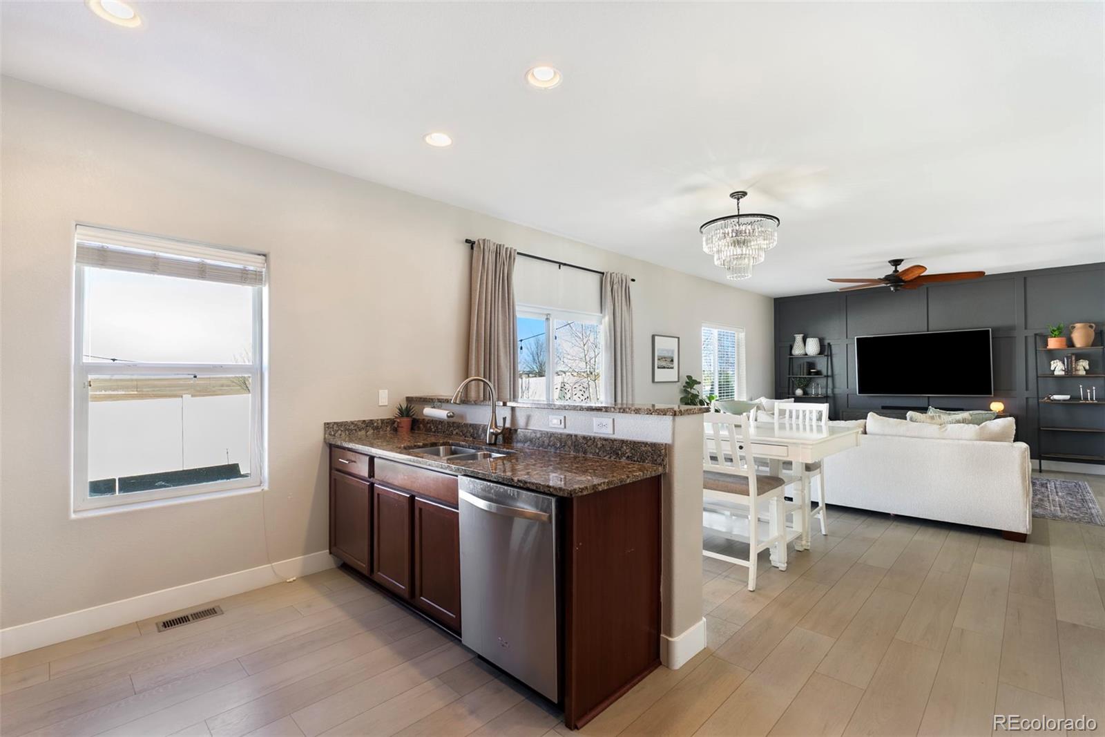 MLS Image #7 for 5707  west view circle,dacono, Colorado