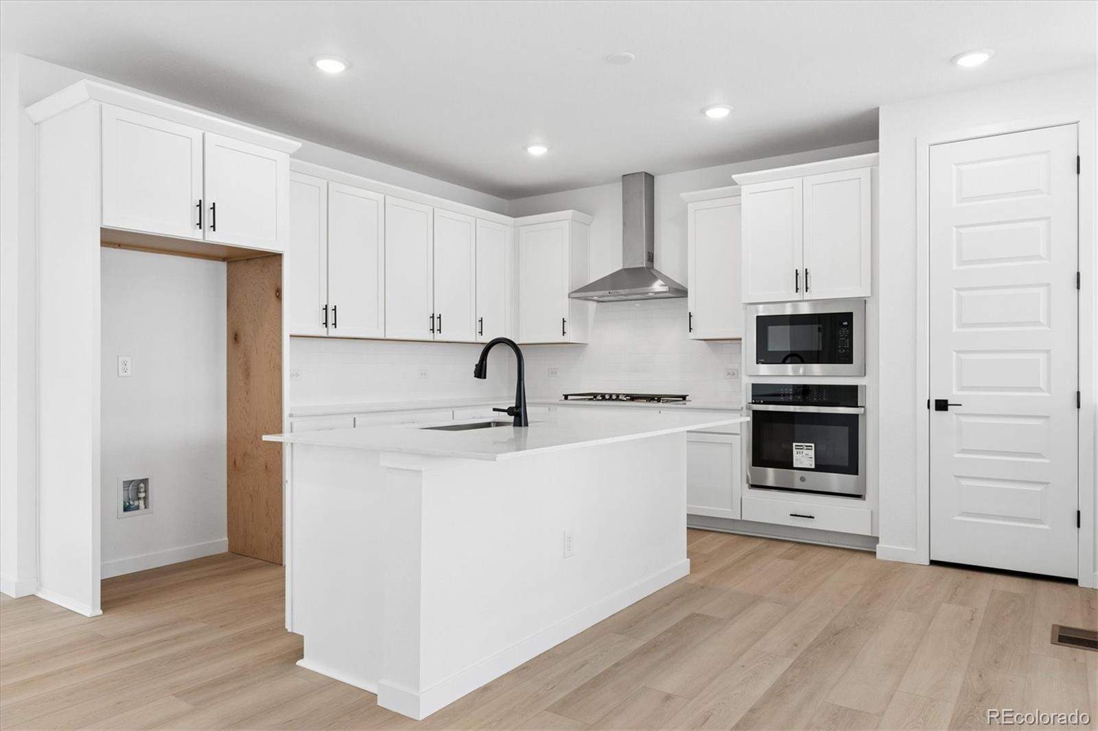 MLS Image #5 for 11288  mount emma drive,englewood, Colorado