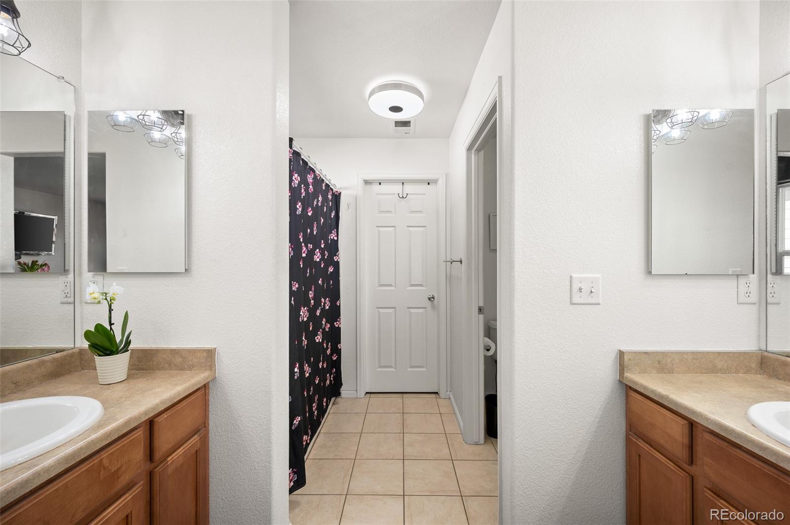 MLS Image #10 for 16283 e 104th way,commerce city, Colorado