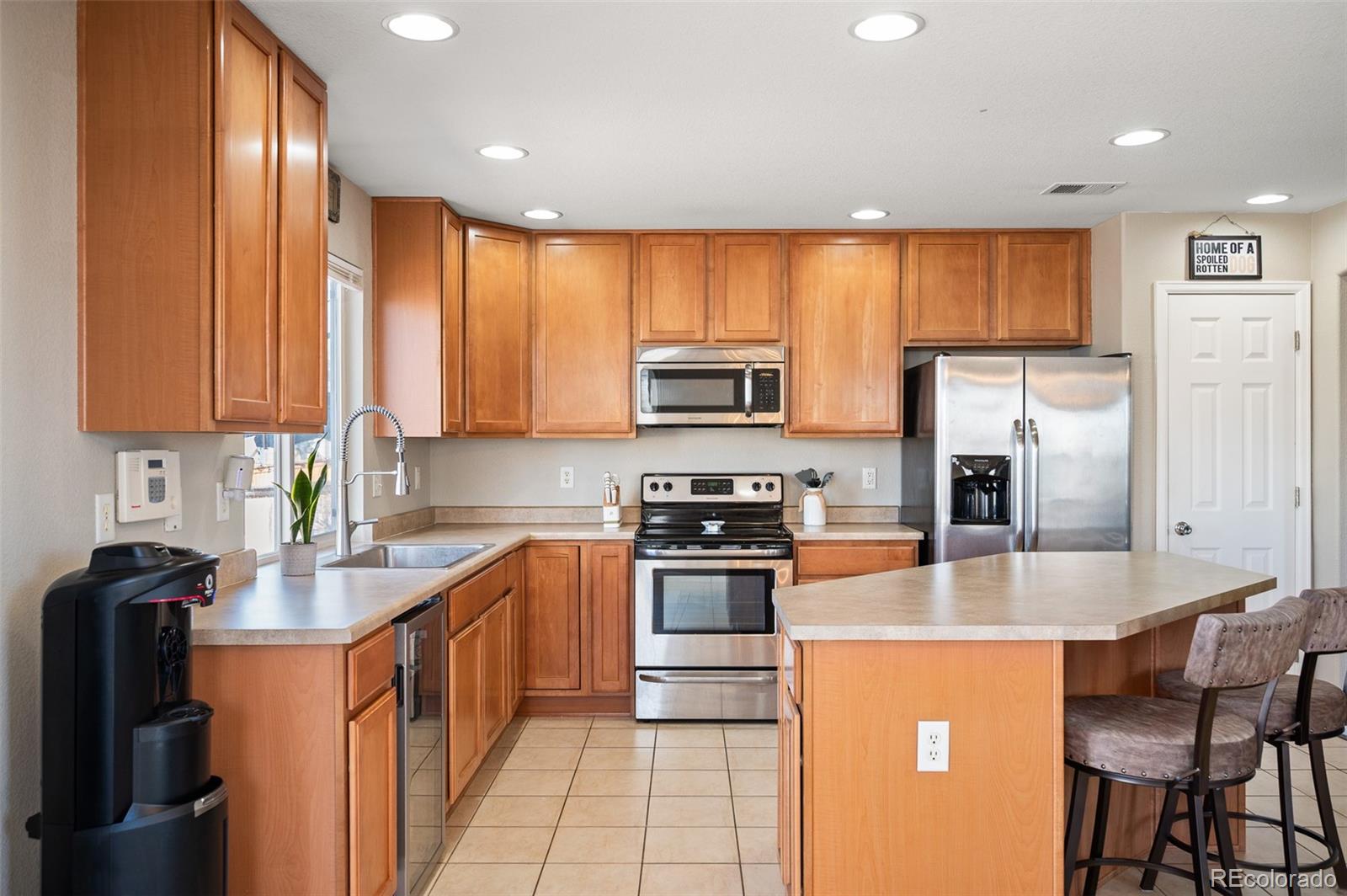 MLS Image #5 for 16283 e 104th way,commerce city, Colorado