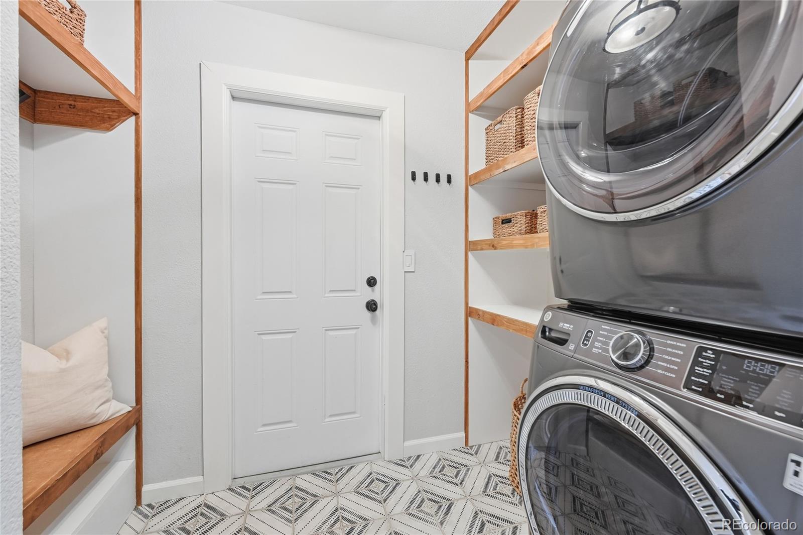 MLS Image #20 for 5459 e dry creek circle,centennial, Colorado