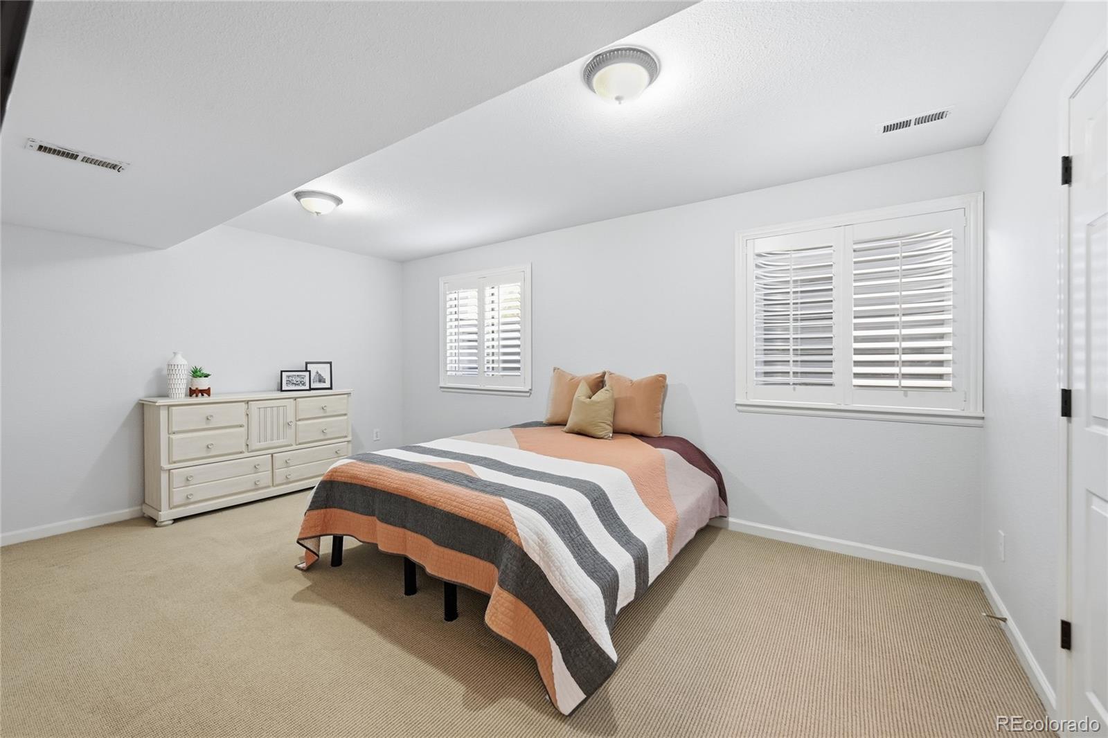 MLS Image #32 for 5459 e dry creek circle,centennial, Colorado