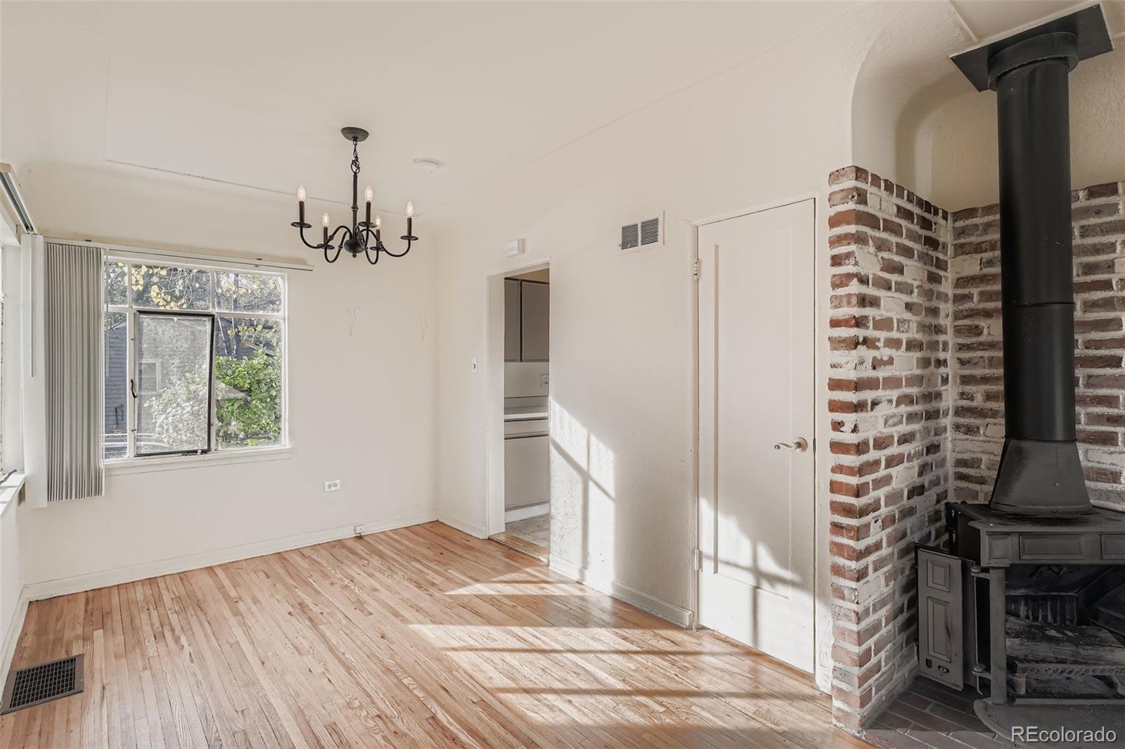 MLS Image #5 for 2495 s josephine street,denver, Colorado