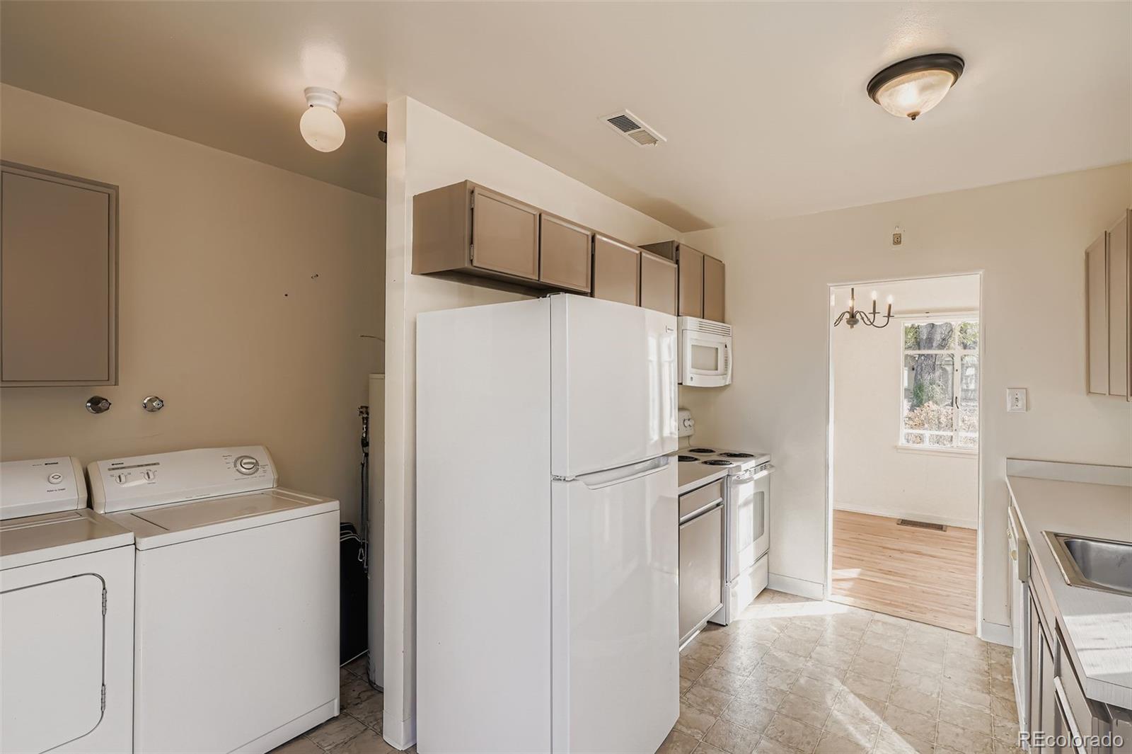MLS Image #7 for 2495 s josephine street,denver, Colorado