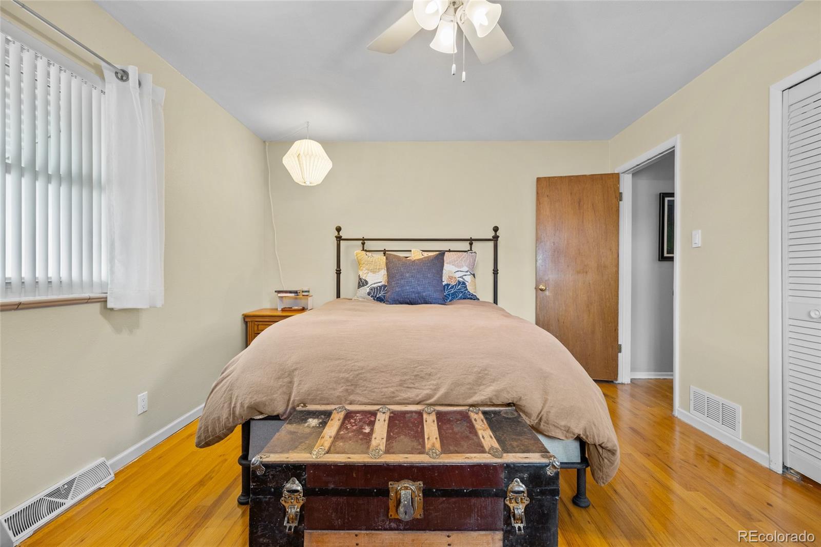 MLS Image #19 for 11675 e alaska avenue,aurora, Colorado