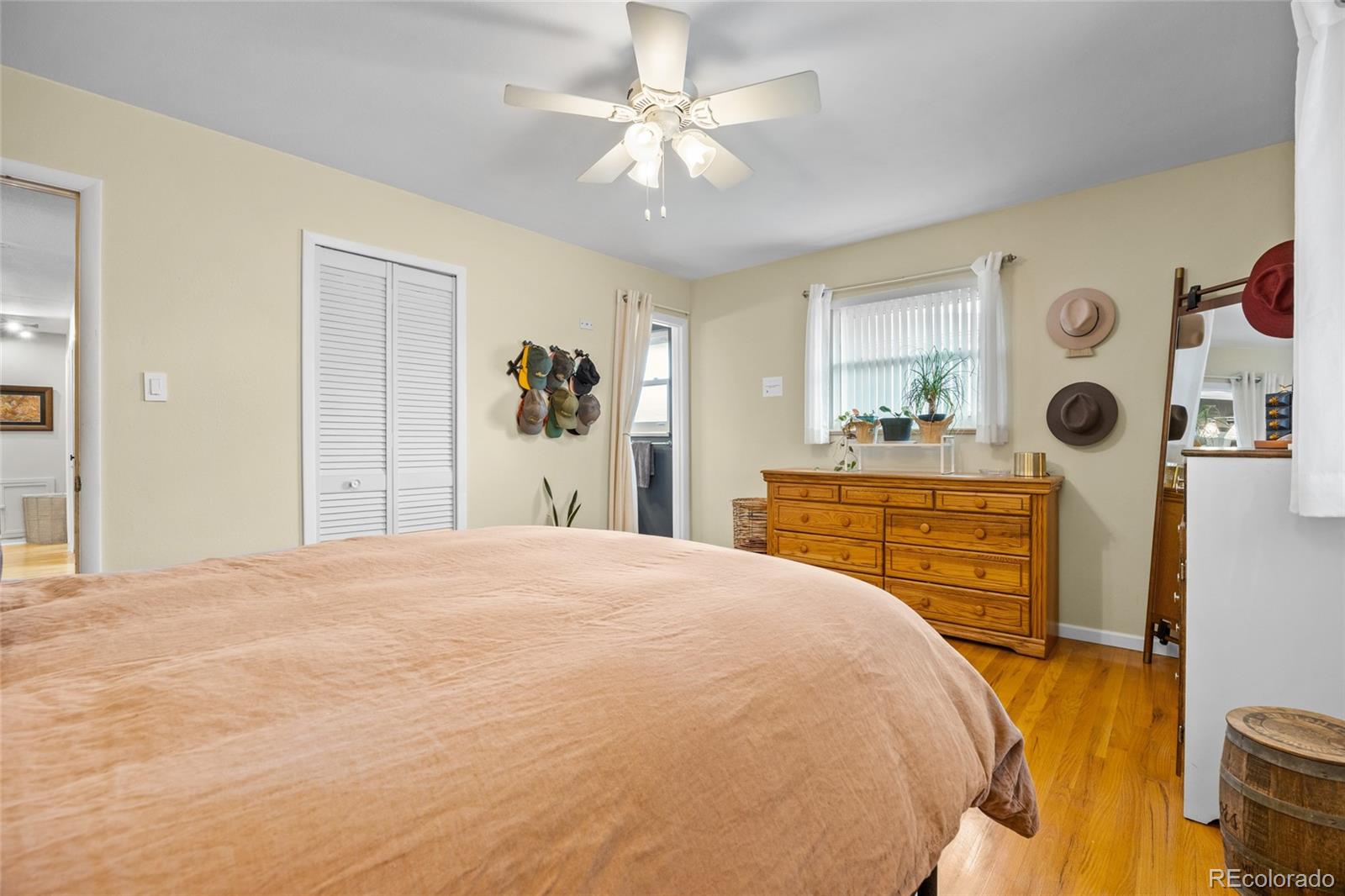 MLS Image #20 for 11675 e alaska avenue,aurora, Colorado