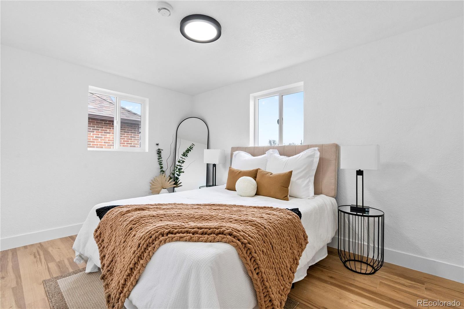 MLS Image #12 for 3311  oneida street,denver, Colorado