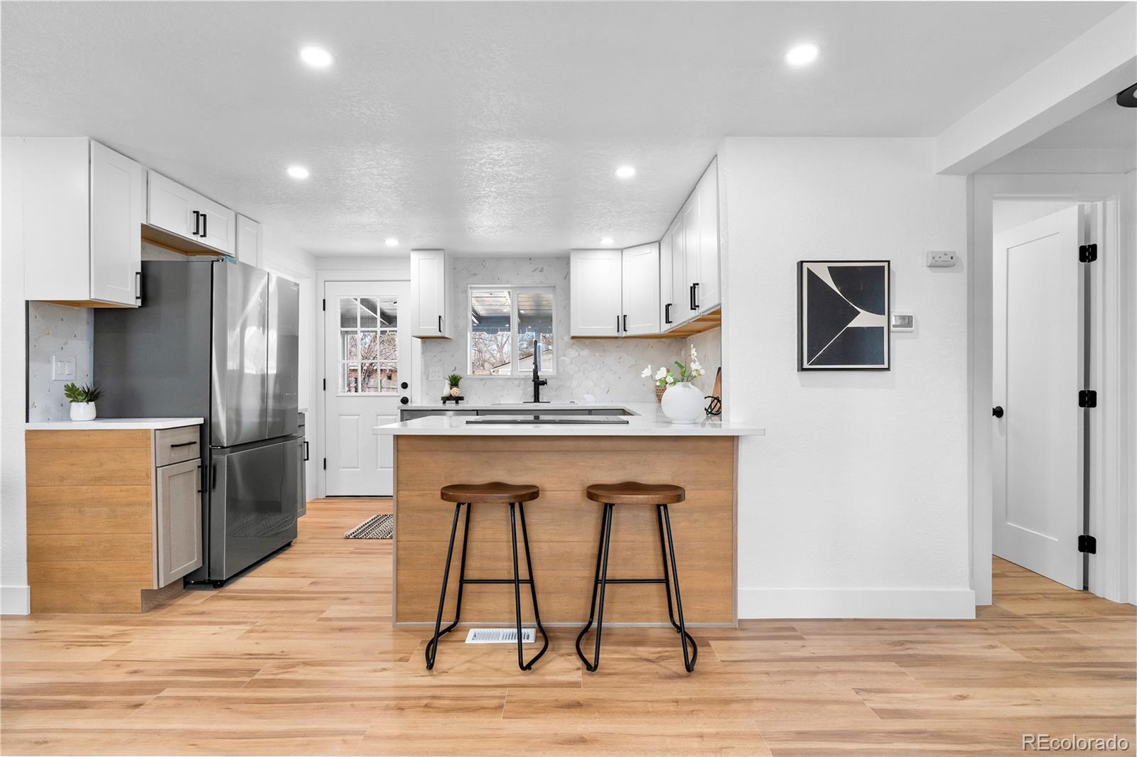 MLS Image #4 for 3311  oneida street,denver, Colorado