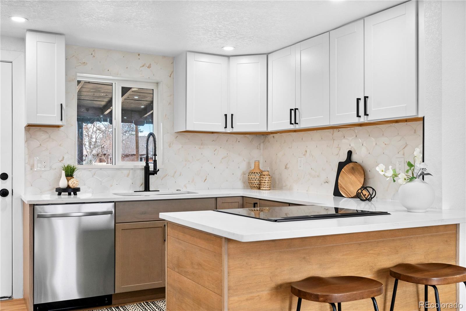 MLS Image #8 for 3311  oneida street,denver, Colorado