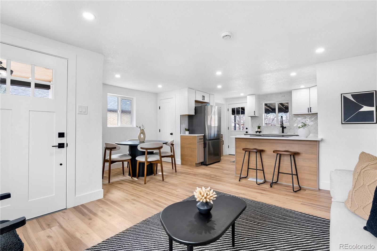 MLS Image #9 for 3311  oneida street,denver, Colorado