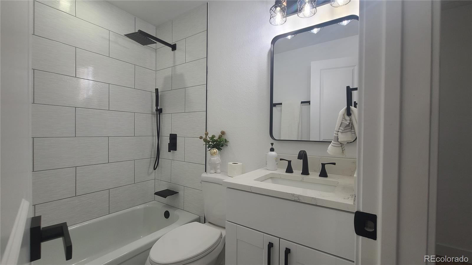 MLS Image #10 for 429 s victor way,aurora, Colorado