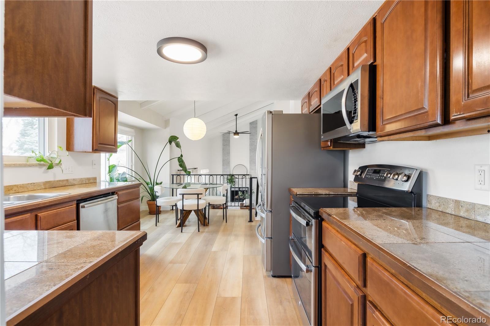 MLS Image #6 for 10175 w hawaii place,lakewood, Colorado