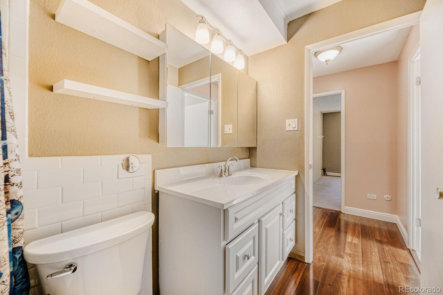 MLS Image #10 for 620 s alton way 12a,denver, Colorado