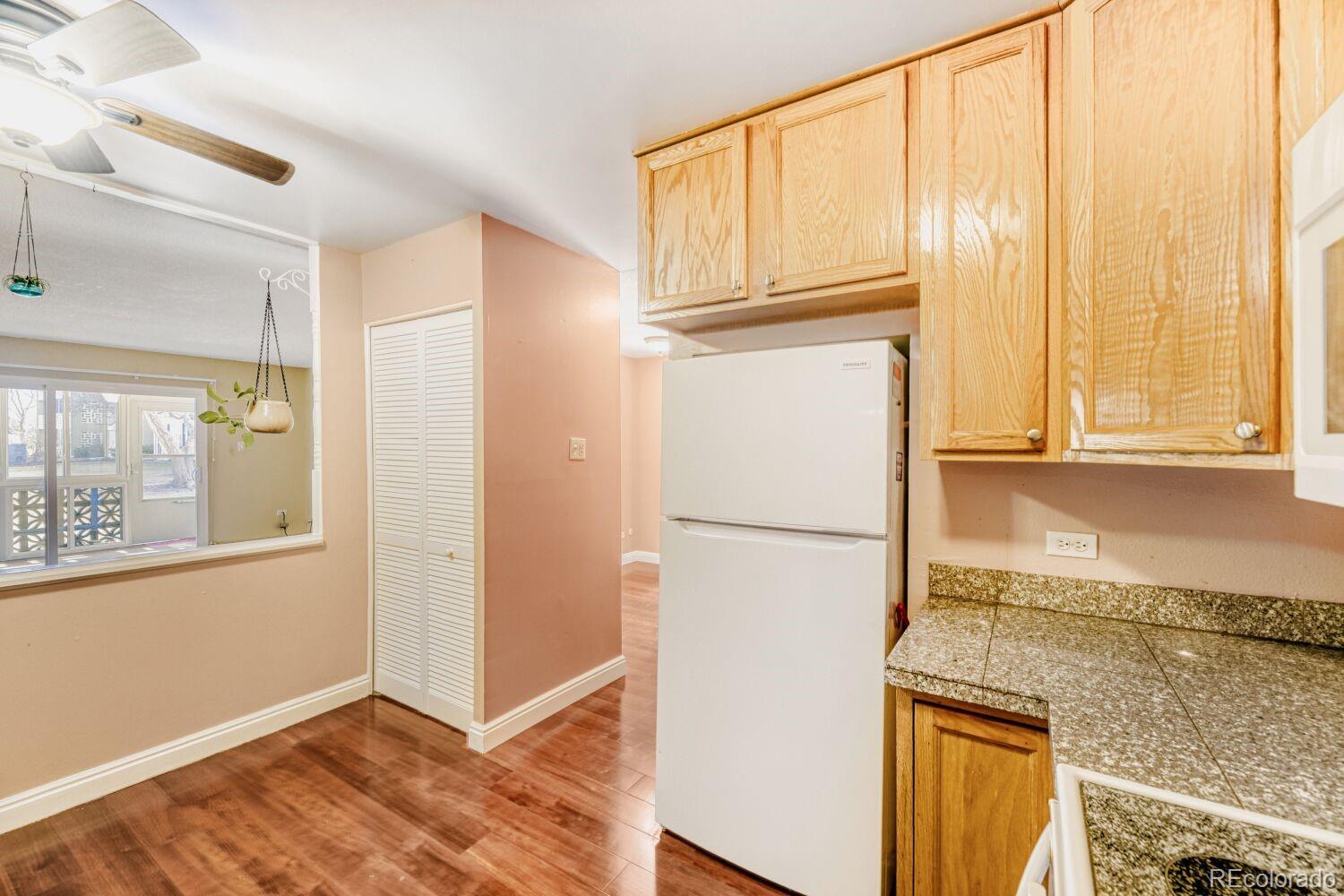 MLS Image #3 for 620 s alton way 12a,denver, Colorado
