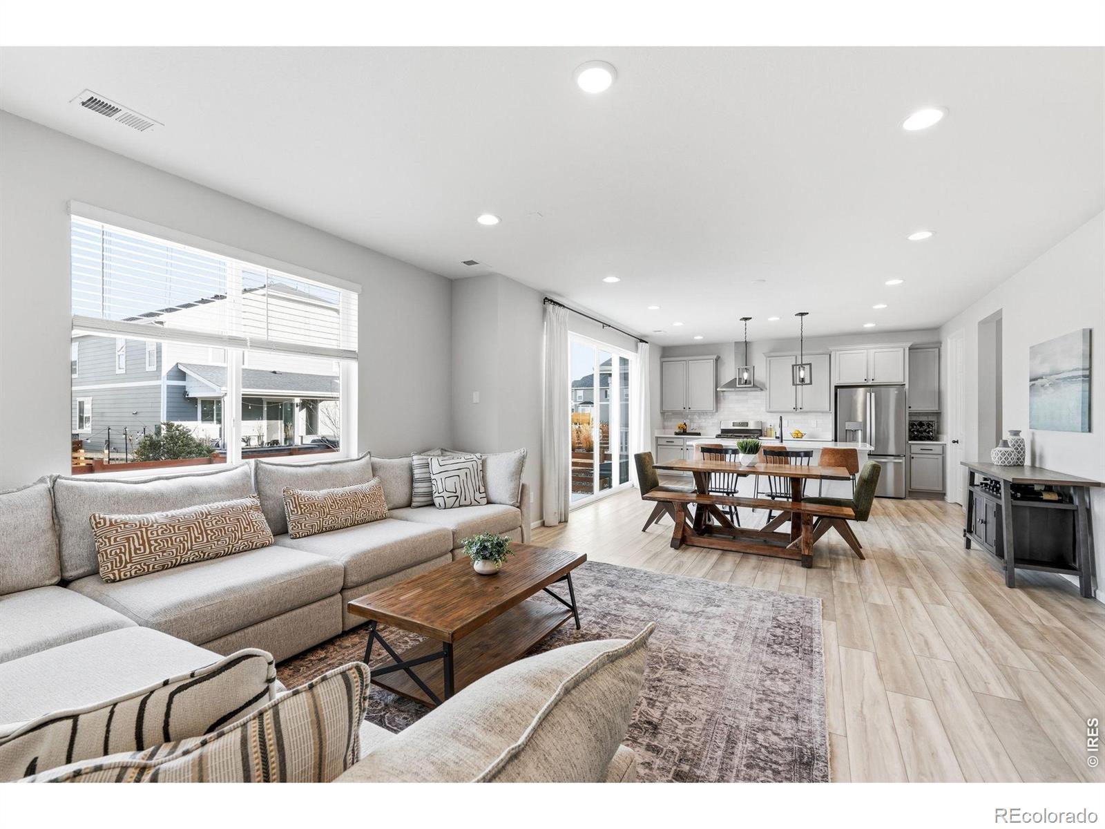 MLS Image #8 for 831  golden peak drive,erie, Colorado