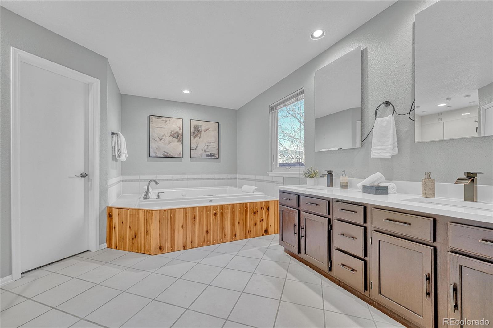 MLS Image #17 for 19540 e crestridge circle,centennial, Colorado