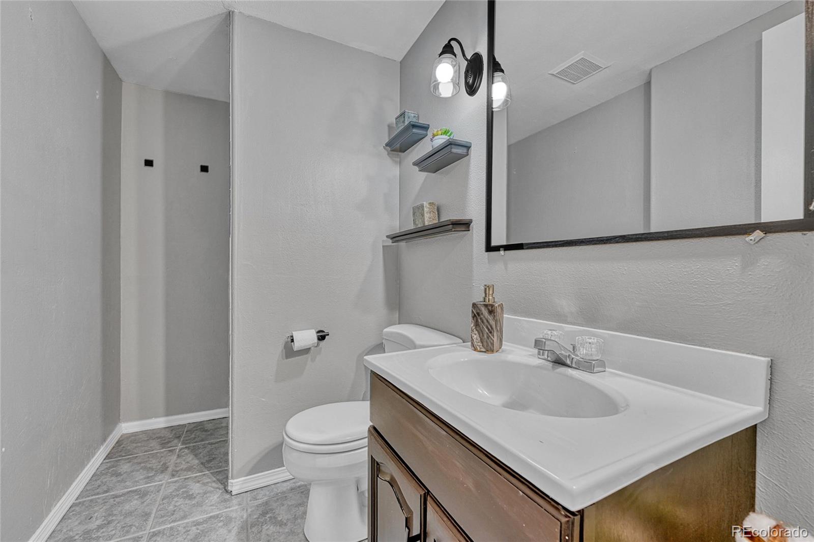 MLS Image #26 for 19540 e crestridge circle,centennial, Colorado