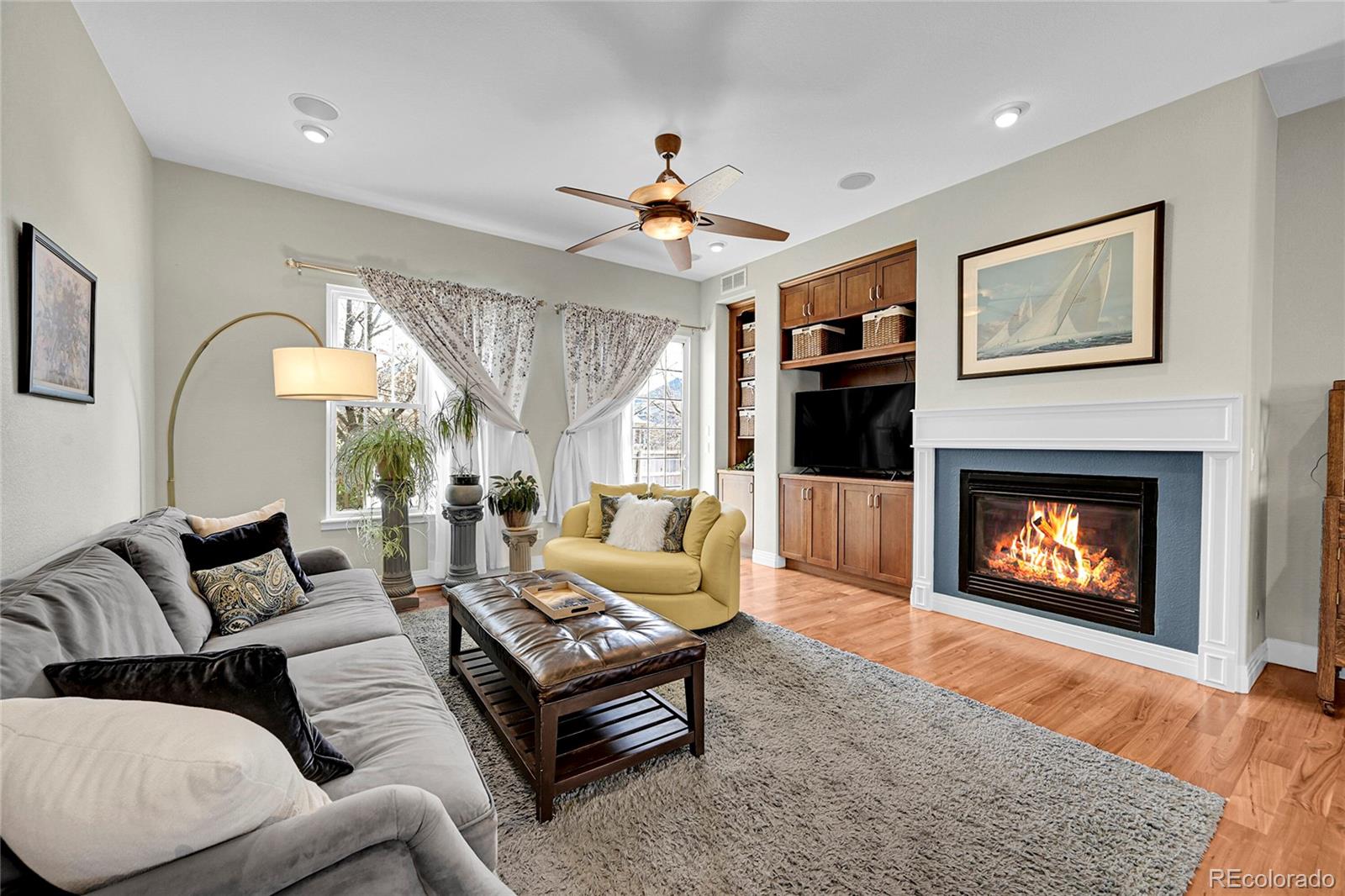 MLS Image #3 for 8142 e 8th place,denver, Colorado