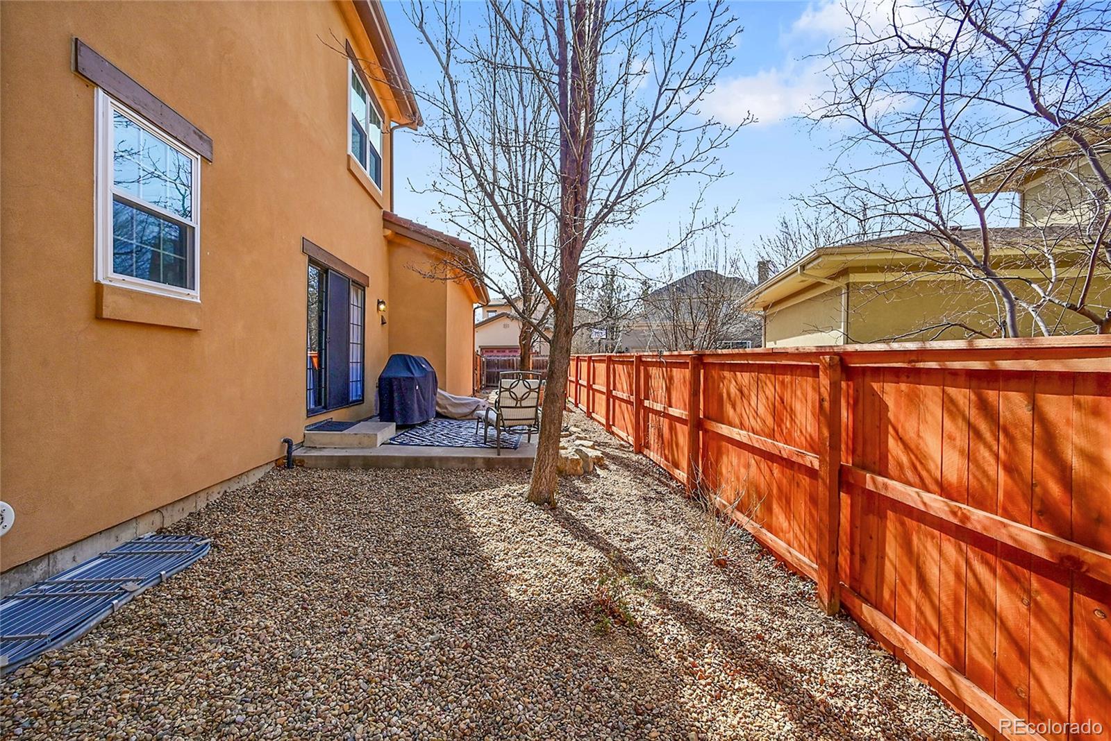 MLS Image #34 for 8142 e 8th place,denver, Colorado