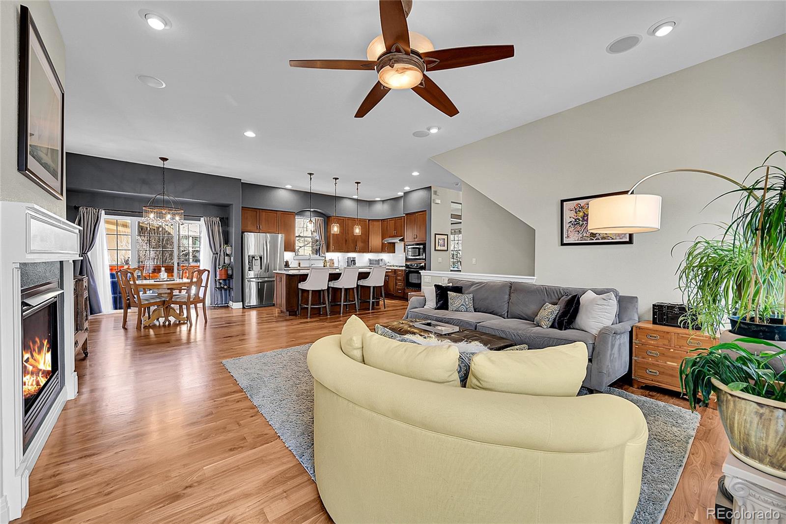 MLS Image #4 for 8142 e 8th place,denver, Colorado
