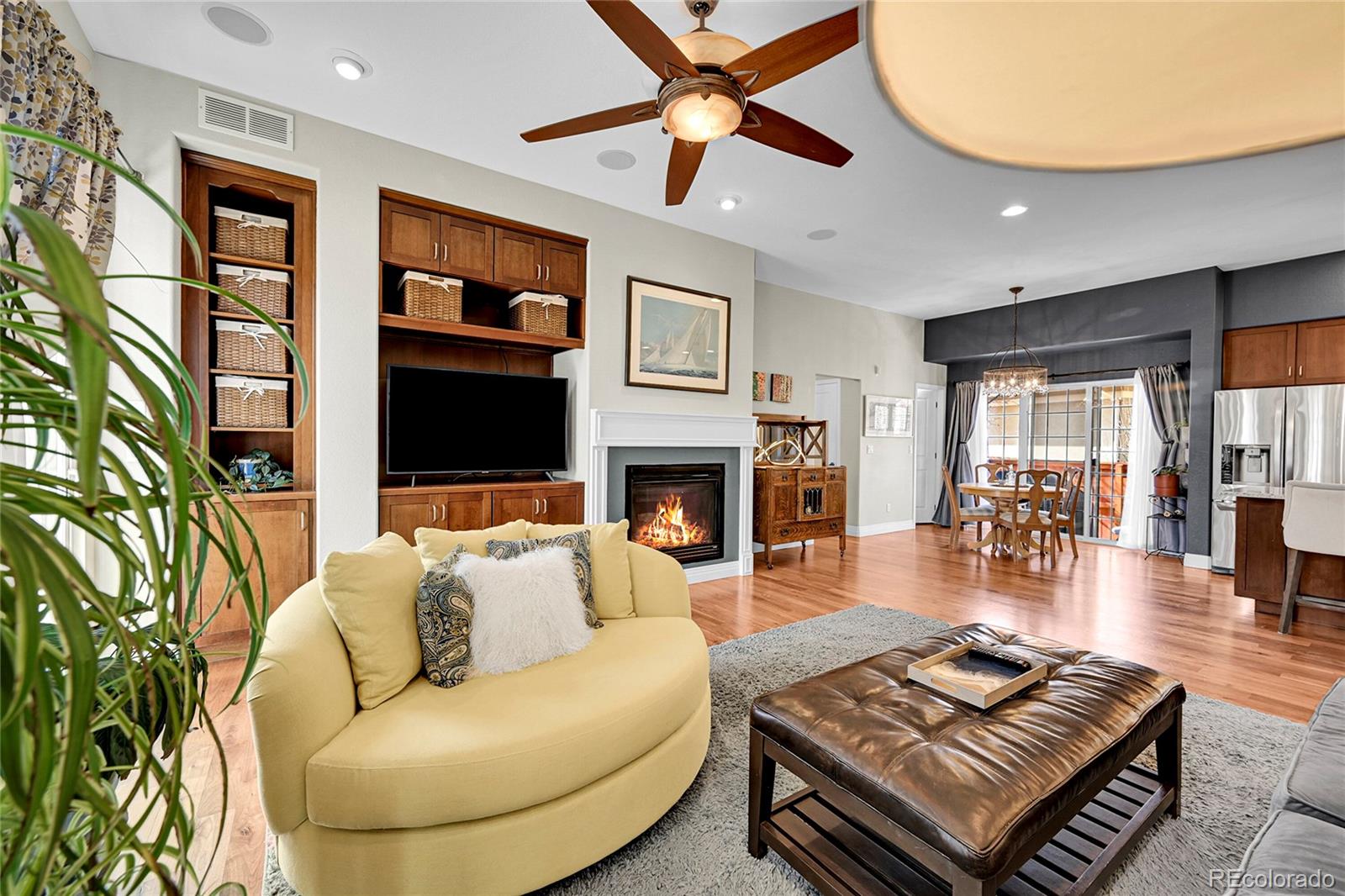 MLS Image #8 for 8142 e 8th place,denver, Colorado