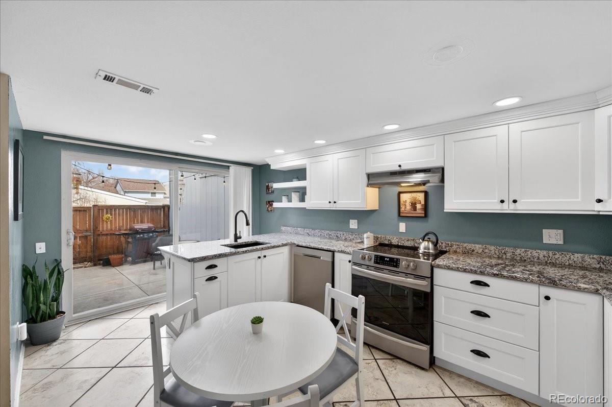 MLS Image #2 for 6937 s knolls way ,centennial, Colorado