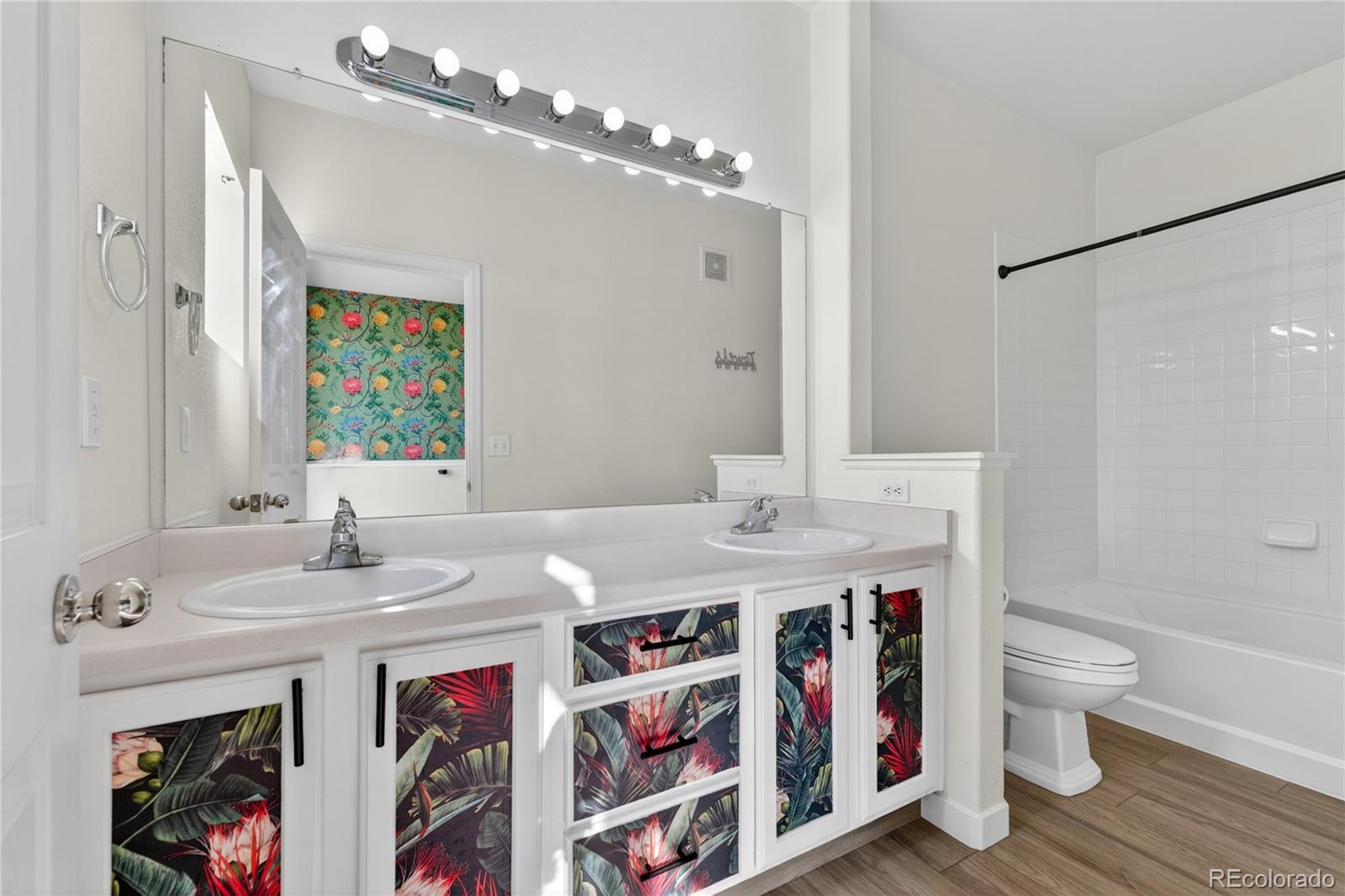 MLS Image #25 for 18726 e yale circle,aurora, Colorado
