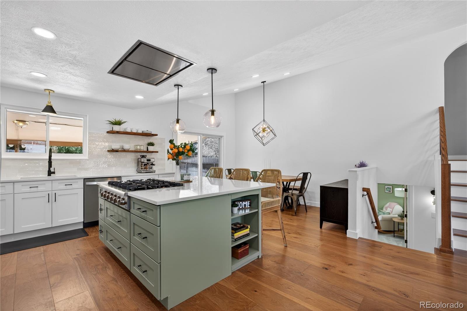 MLS Image #1 for 5915 s birch way,centennial, Colorado