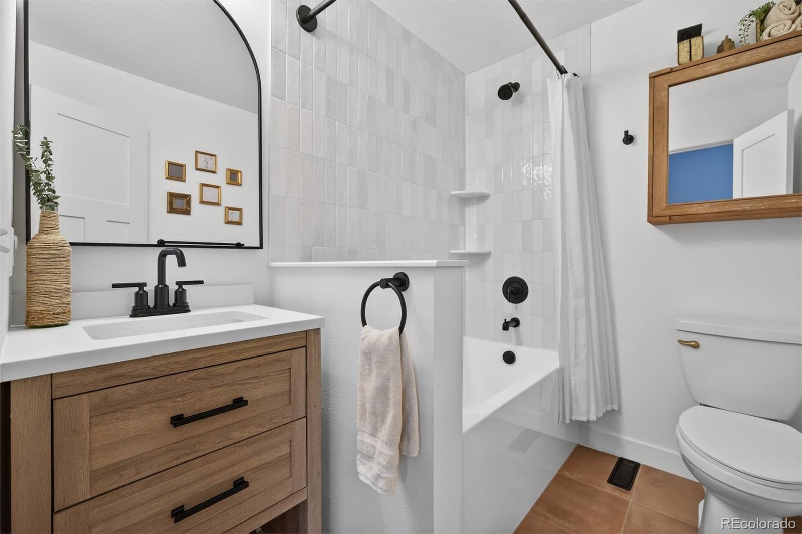 MLS Image #12 for 5915 s birch way,centennial, Colorado