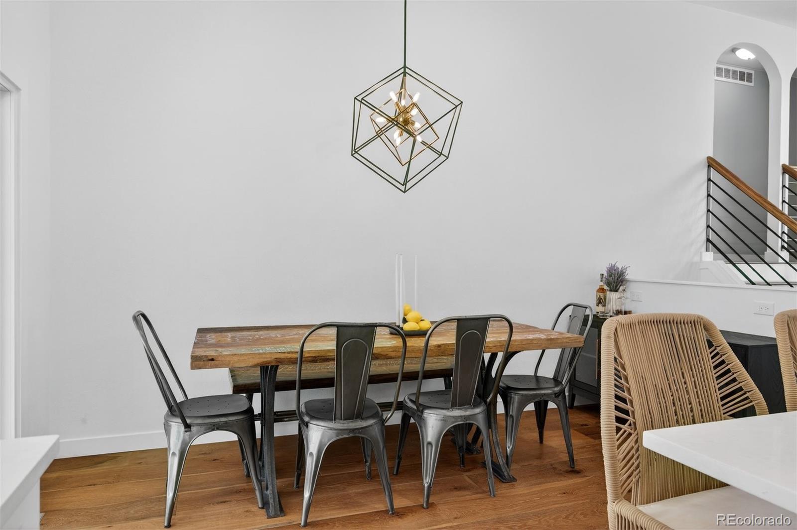 MLS Image #4 for 5915 s birch way,centennial, Colorado