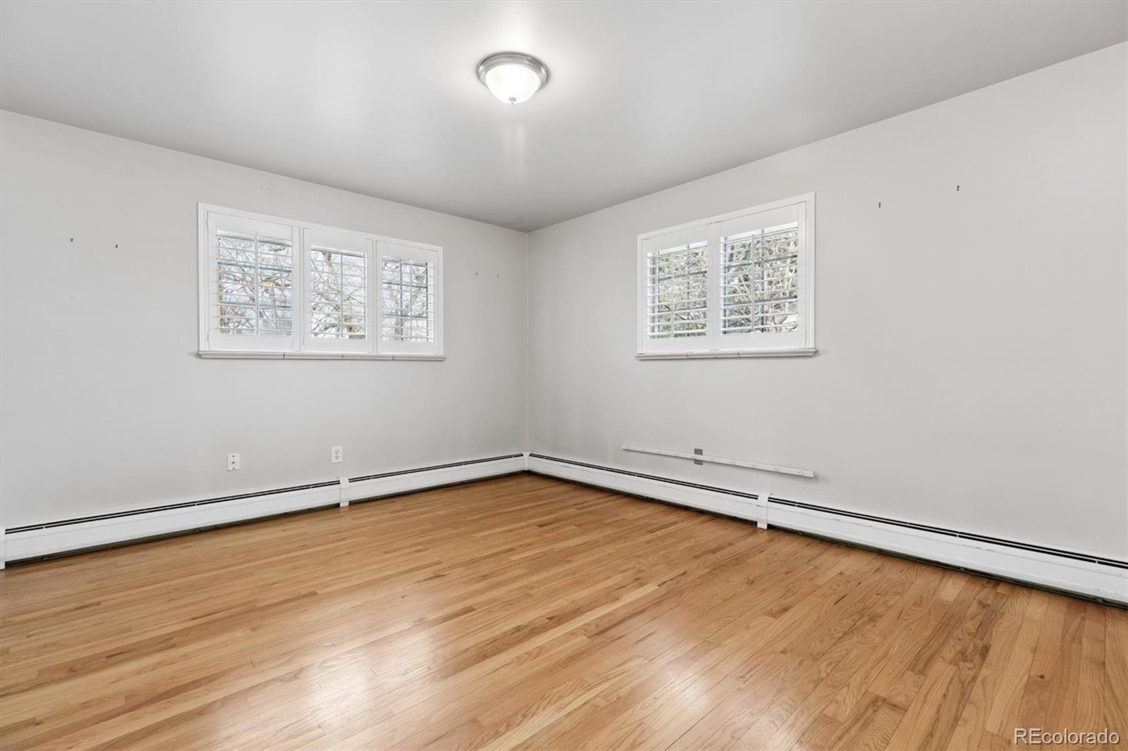 MLS Image #14 for 3851 s hillcrest drive,denver, Colorado