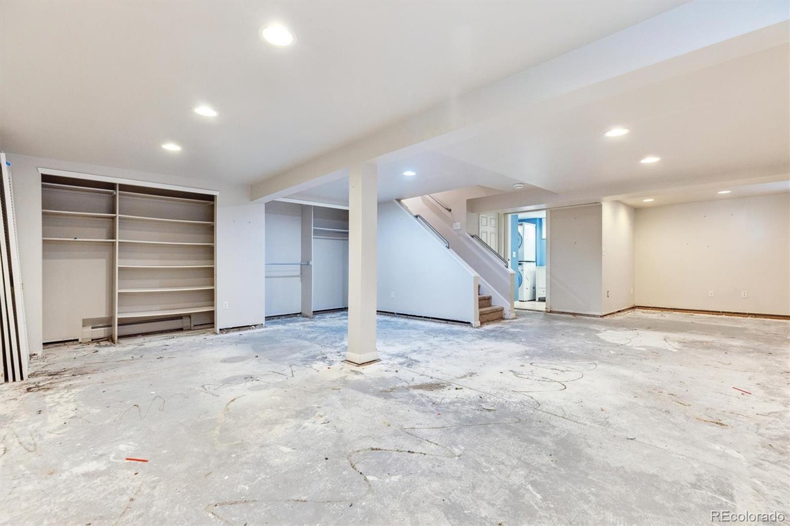 MLS Image #19 for 3851 s hillcrest drive,denver, Colorado