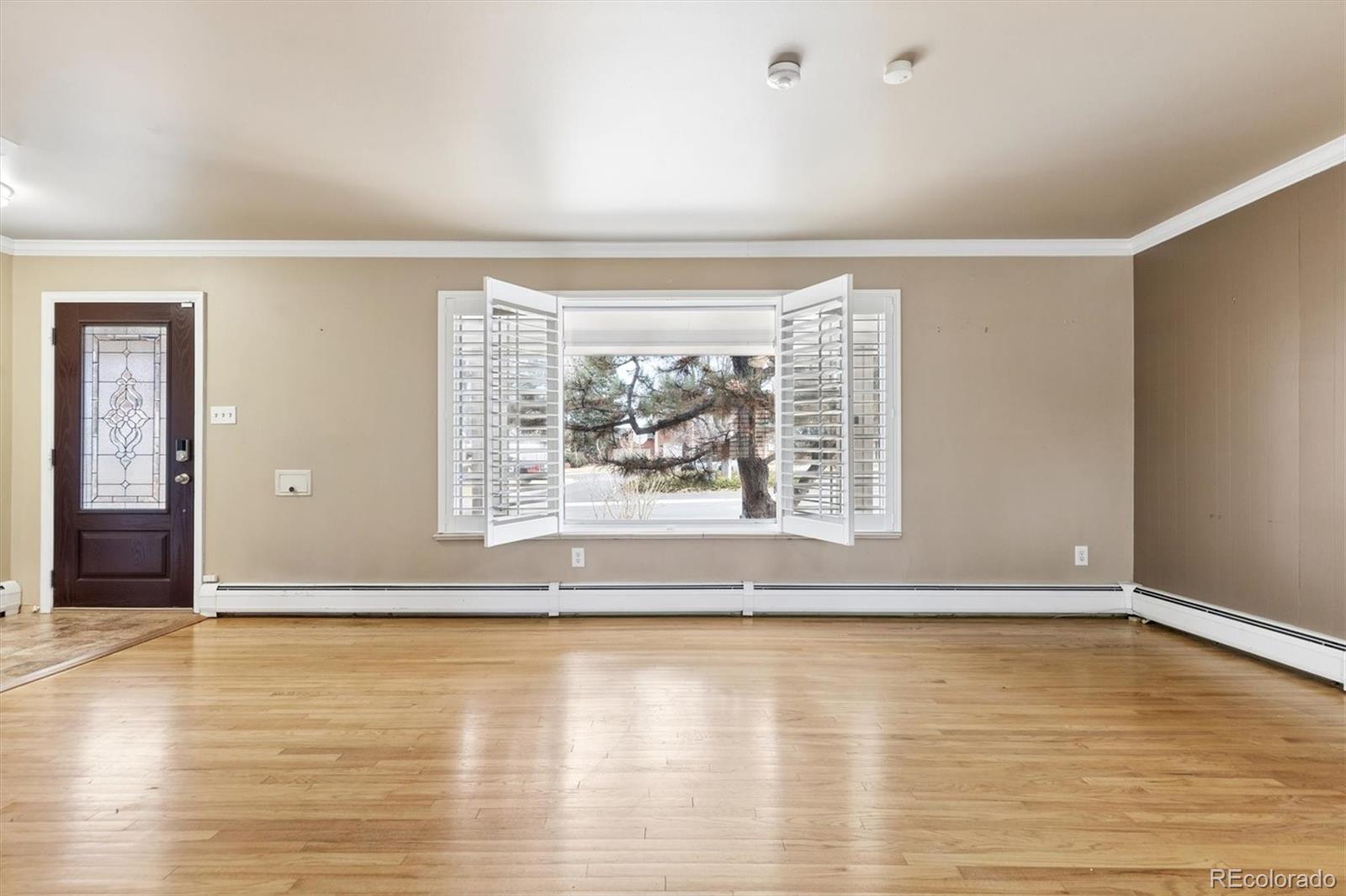 MLS Image #5 for 3851 s hillcrest drive,denver, Colorado