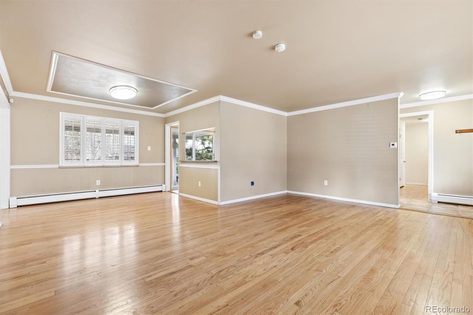 MLS Image #6 for 3851 s hillcrest drive,denver, Colorado