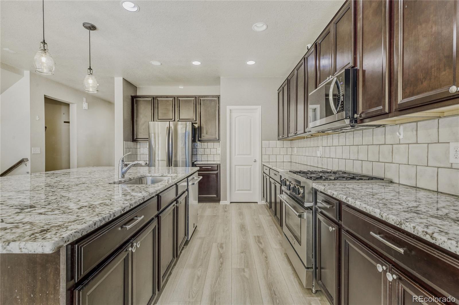 MLS Image #2 for 7018 e 123rd place,thornton, Colorado